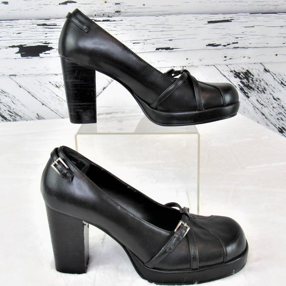 Mudd Shoes - Rare Vintage Black Smooth Platforms